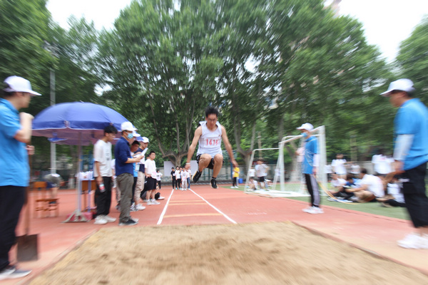 運(yùn)動(dòng)會(huì)2.jpg